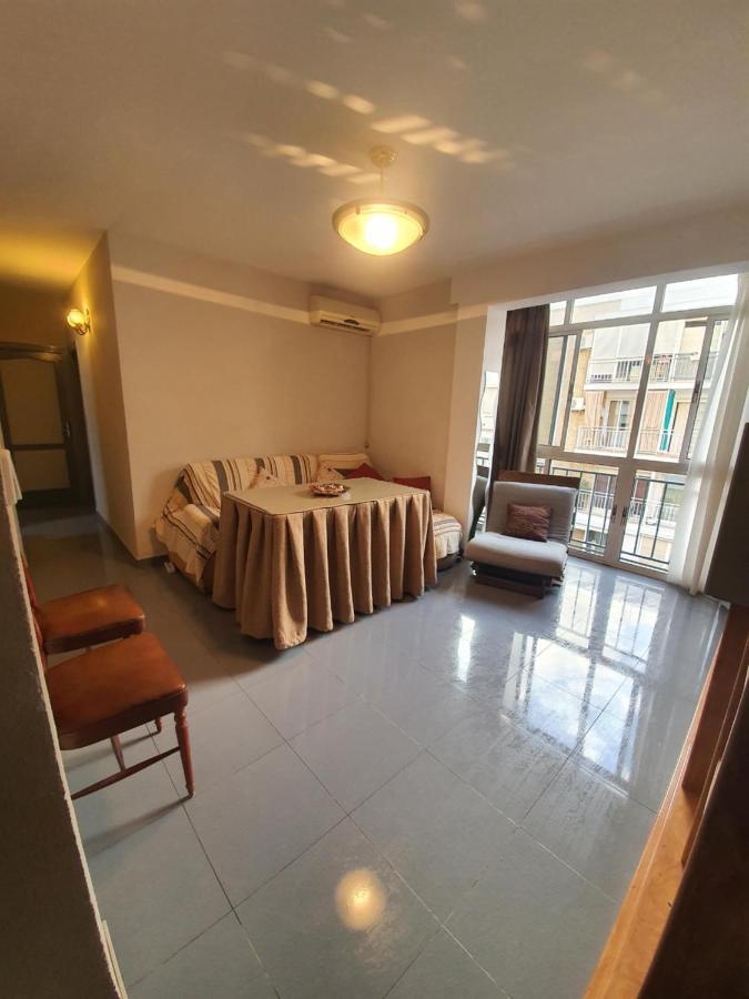 Ferienwohnung Amplio Apartamento En El Centro De Triana Sevilla Exterior foto