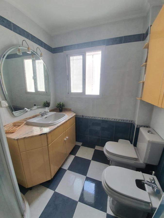 Ferienwohnung Amplio Apartamento En El Centro De Triana Sevilla Exterior foto